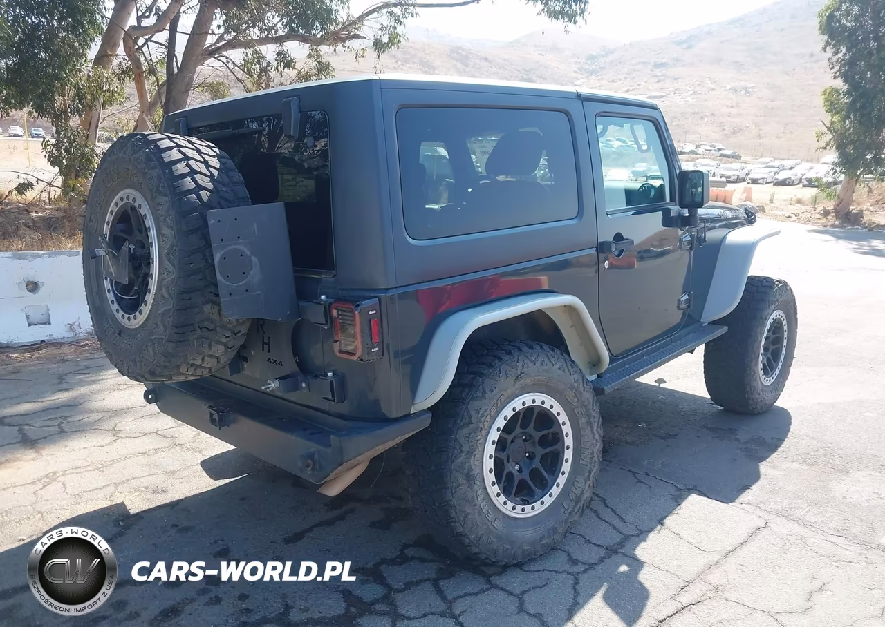 2016 Jeep Wrangler Rubicon VIN:1C4BJWCG8GL235059 - 4