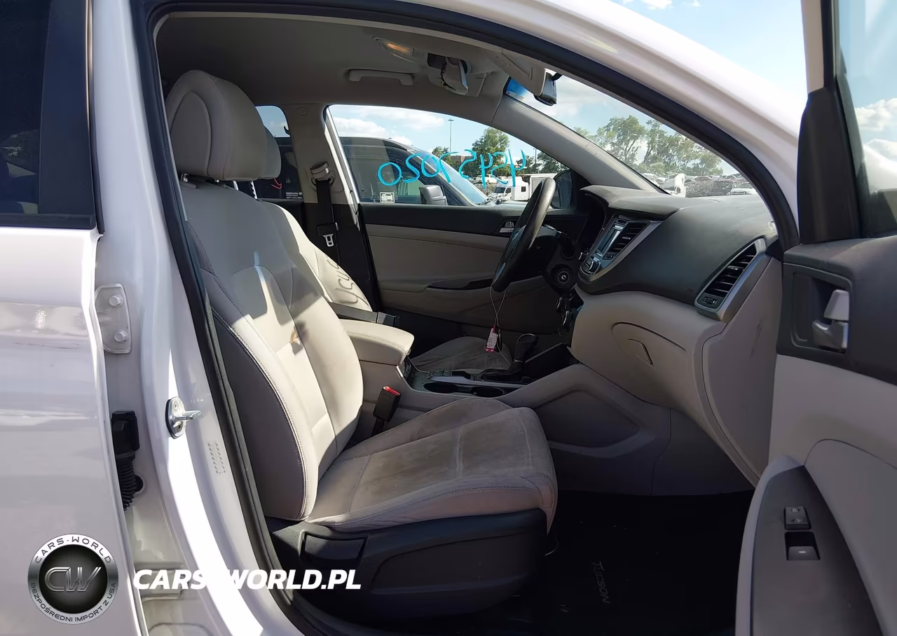 2018 Hyundai Tucson Se VIN:KM8J2CA49JU700333 - 5