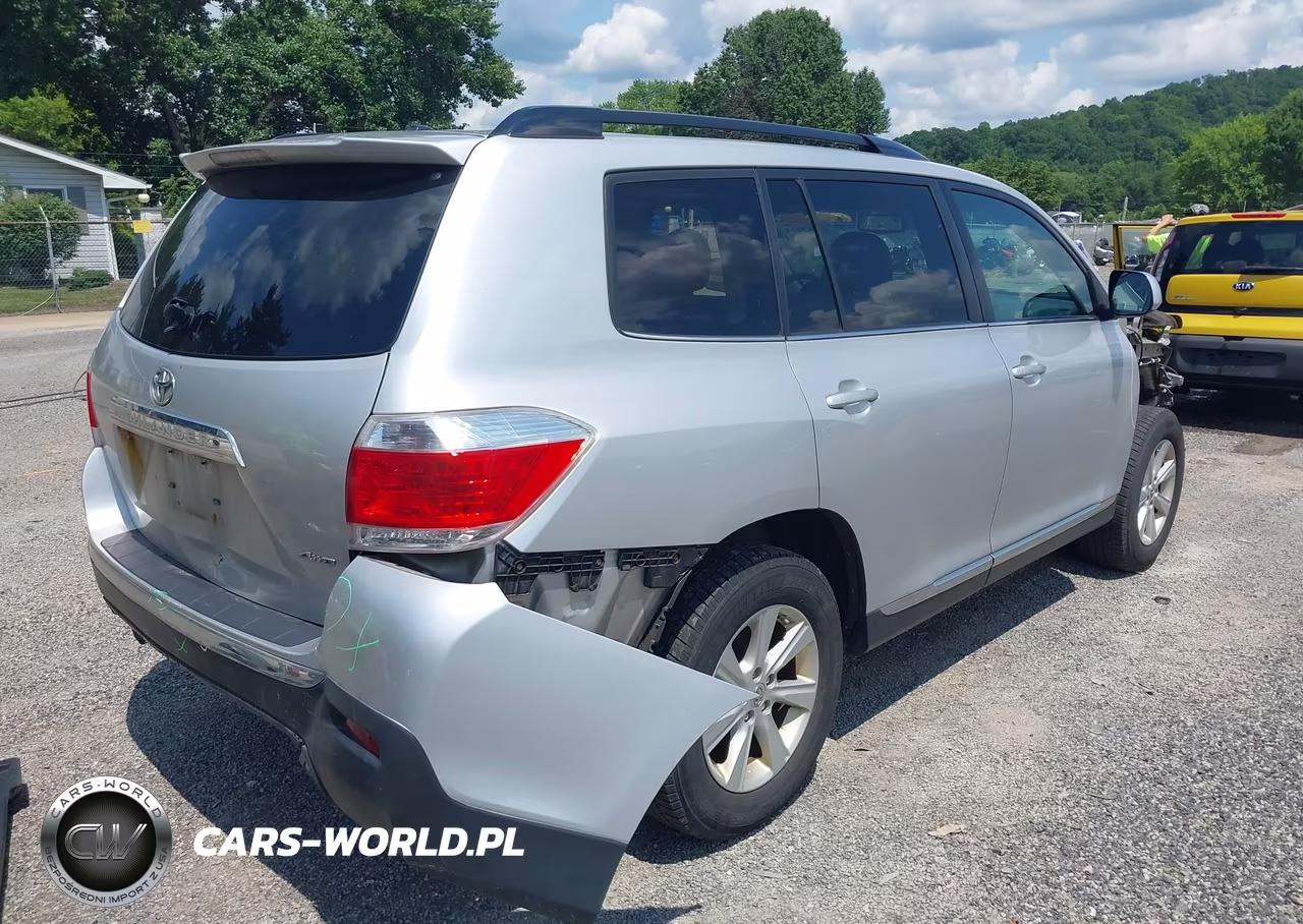 2011 Toyota Highlander Se V6 VIN:5TDBK3EHXBS054960 - 4