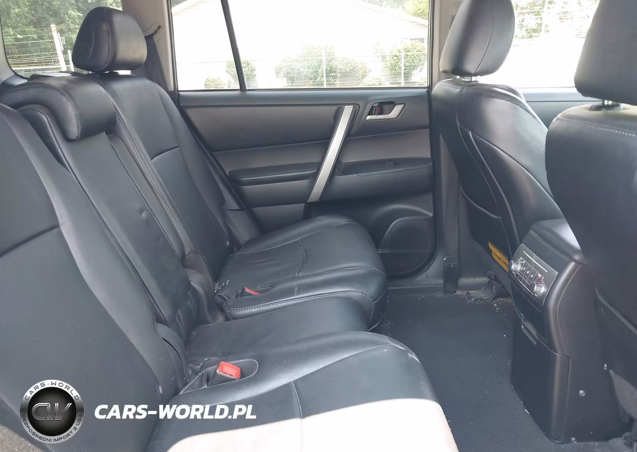 2011 Toyota Highlander Se V6 VIN:5TDBK3EHXBS054960 - 8