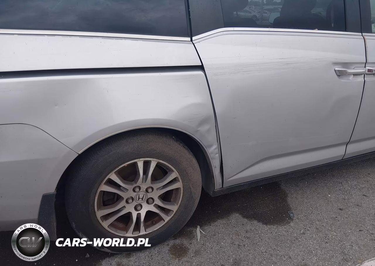 2011 Honda Odyssey Ex-L VIN:5FNRL5H61BB021884 - 6