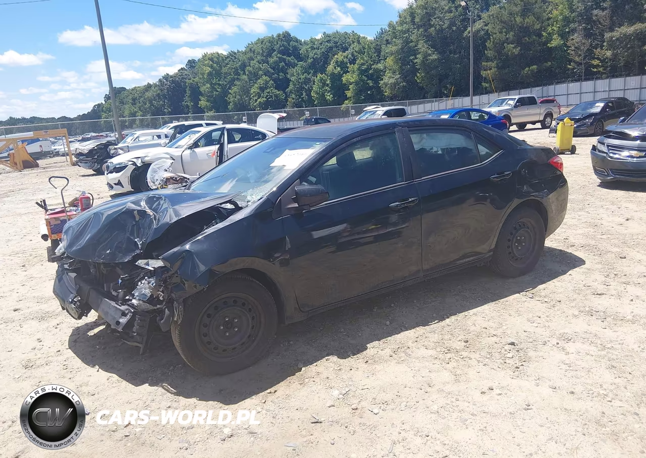 2018 Toyota Corolla Le VIN:2T1BURHE0JC985067 - 2