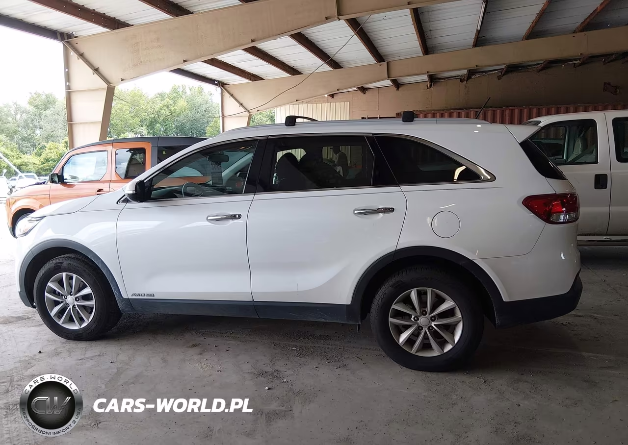 2018 Kia Sorento 3.3L Lx VIN:5XYPGDA50JG340398 - 14
