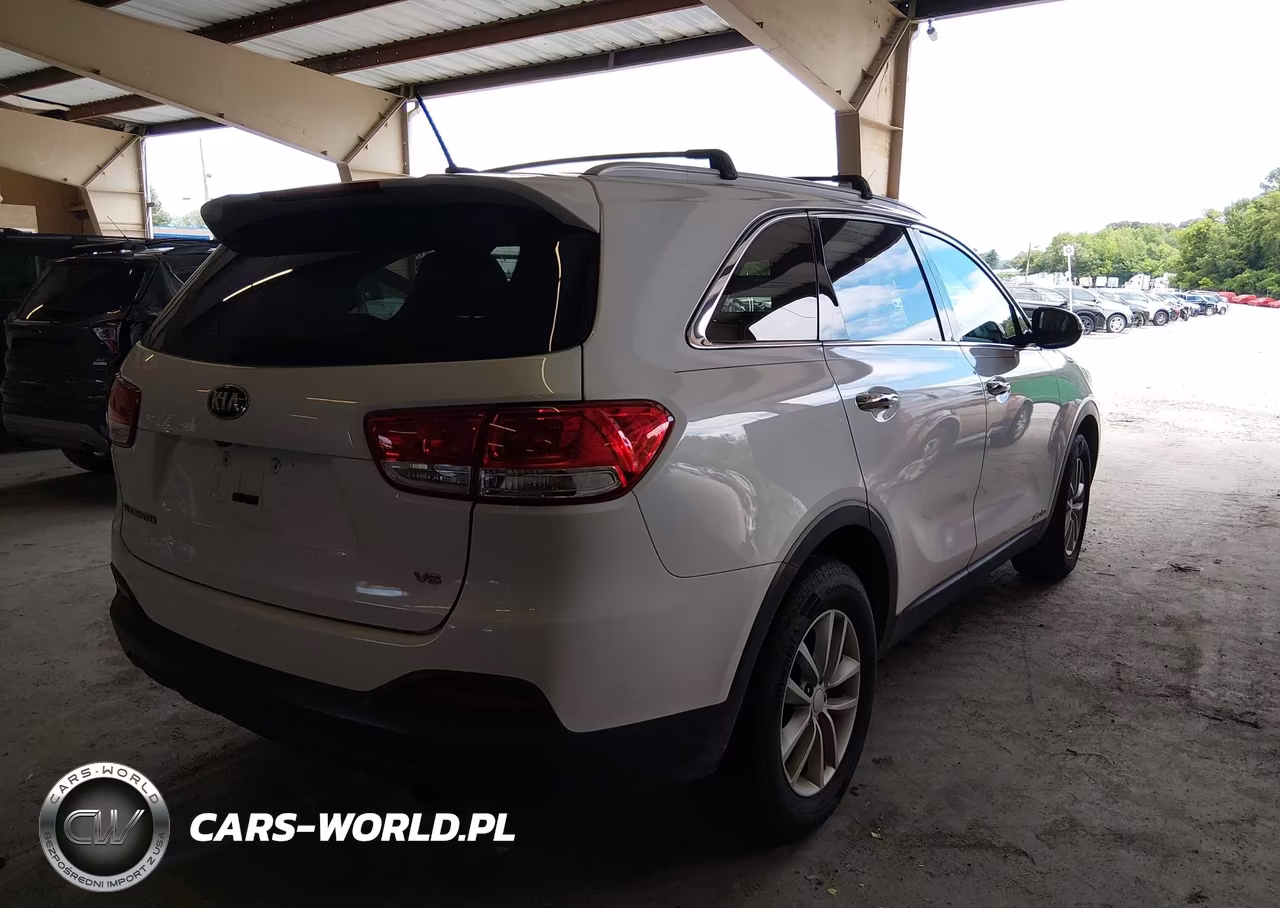 2018 Kia Sorento 3.3L Lx VIN:5XYPGDA50JG340398 - 4
