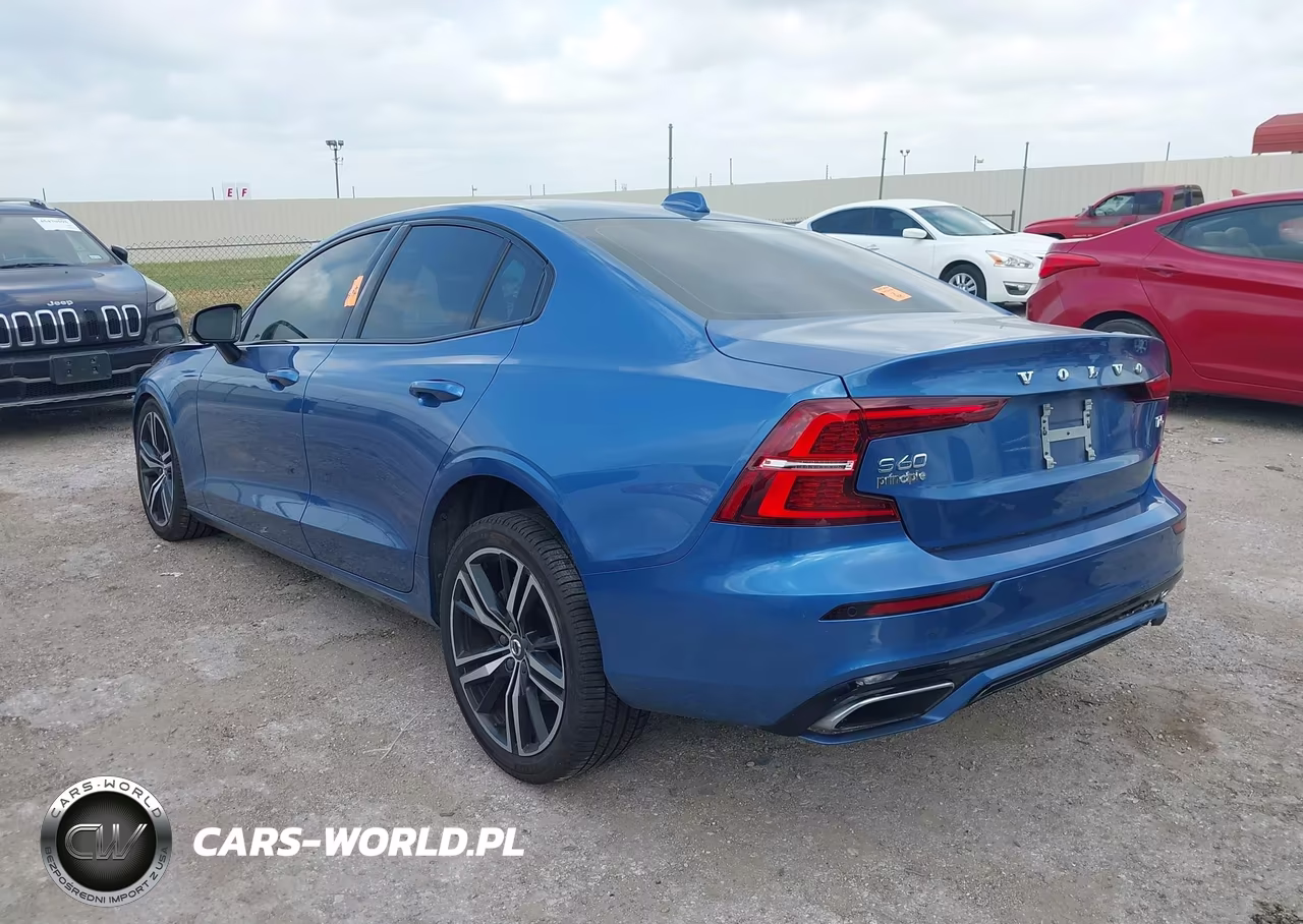 2021 Volvo S60 T5 R-Design VIN:7JR102FM4MG092240 - 3