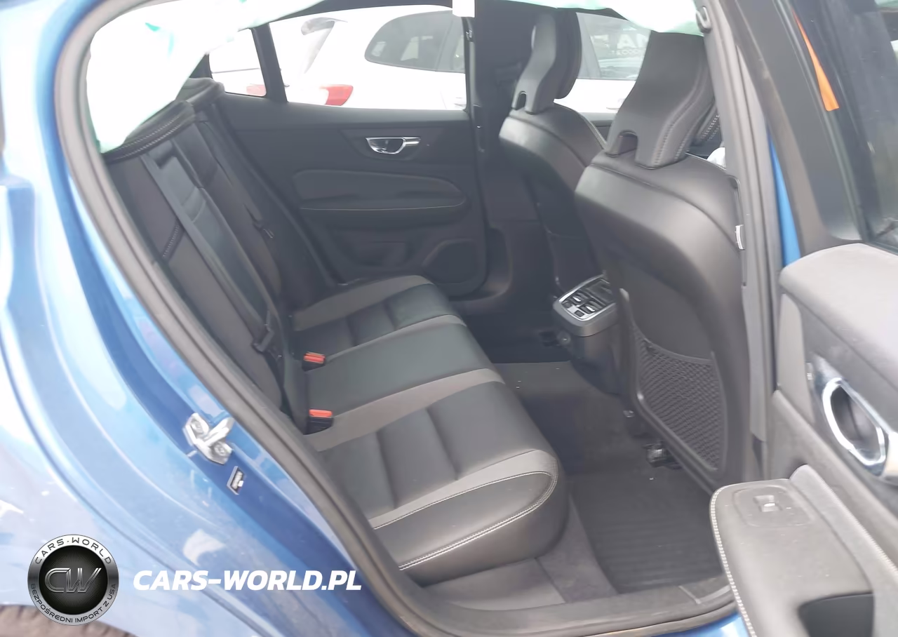 2021 Volvo S60 T5 R-Design VIN:7JR102FM4MG092240 - 8