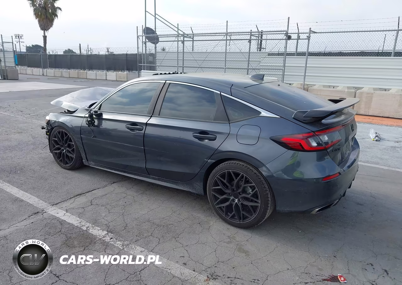 2024 Honda Civic Sport Touring VIN:19XFL1H85RE024817 - 3