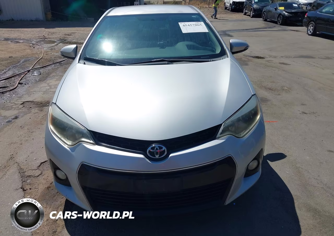 2015 Toyota Corolla S Plus VIN:5YFBURHE8FP343347 - 12