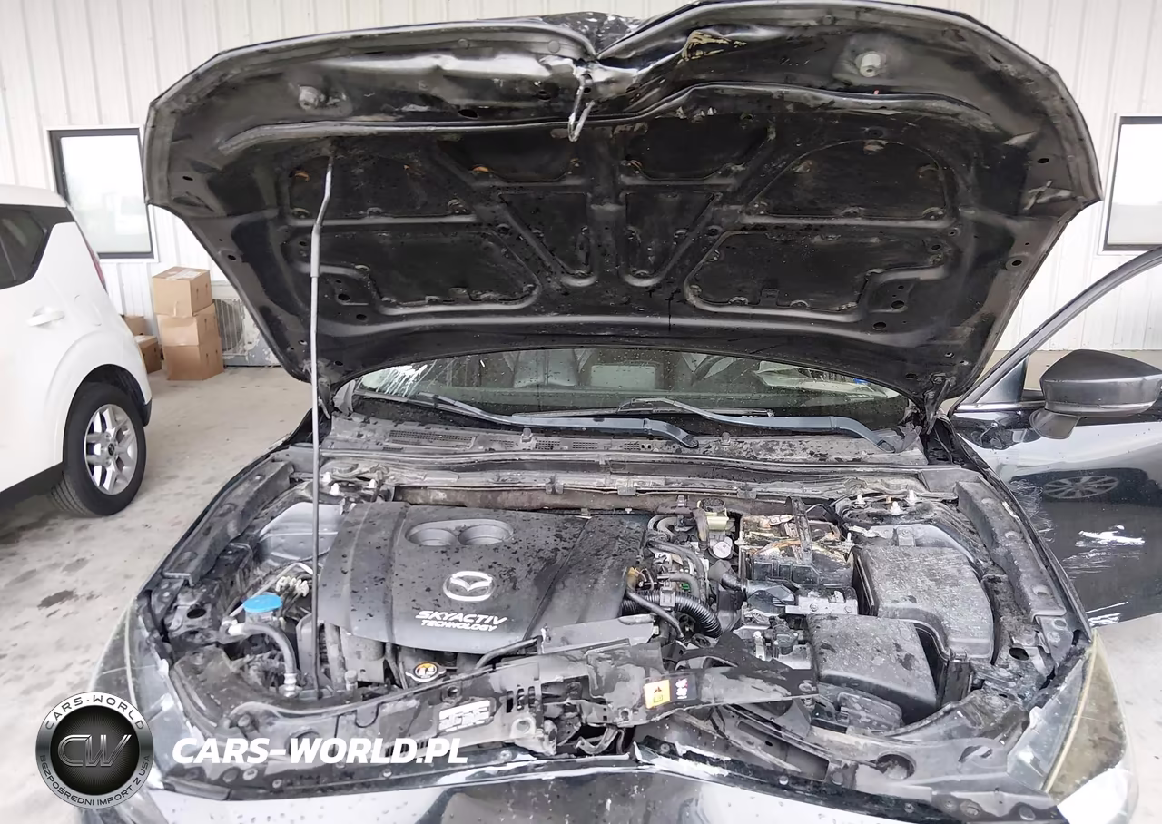 2018 Mazda Mazda3 Touring VIN:3MZBN1V33JM168049 - 10