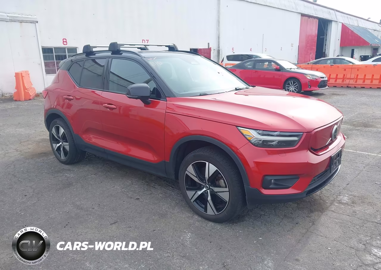 2021 Volvo Xc40 Recharge Pure Electric P8 – zdjęcie 1 z 11