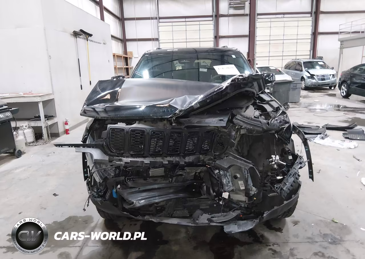 2022 Jeep Grand Cherokee 4Xe Trailhawk 4X4 VIN:1C4RJYC66N8748571 - 12