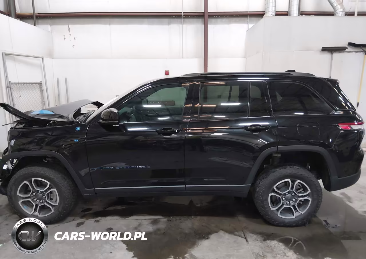 2022 Jeep Grand Cherokee 4Xe Trailhawk 4X4 VIN:1C4RJYC66N8748571 - 14