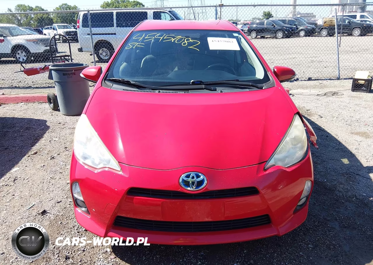 2013 Toyota Prius C Four VIN:JTDKDTB39D1052801 - 12
