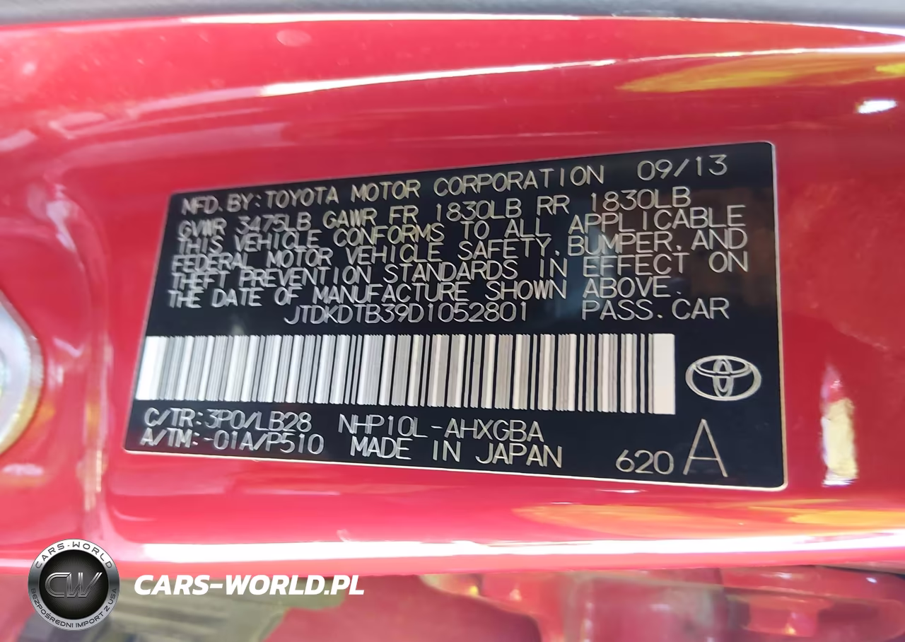 2013 Toyota Prius C Four VIN:JTDKDTB39D1052801 - 9