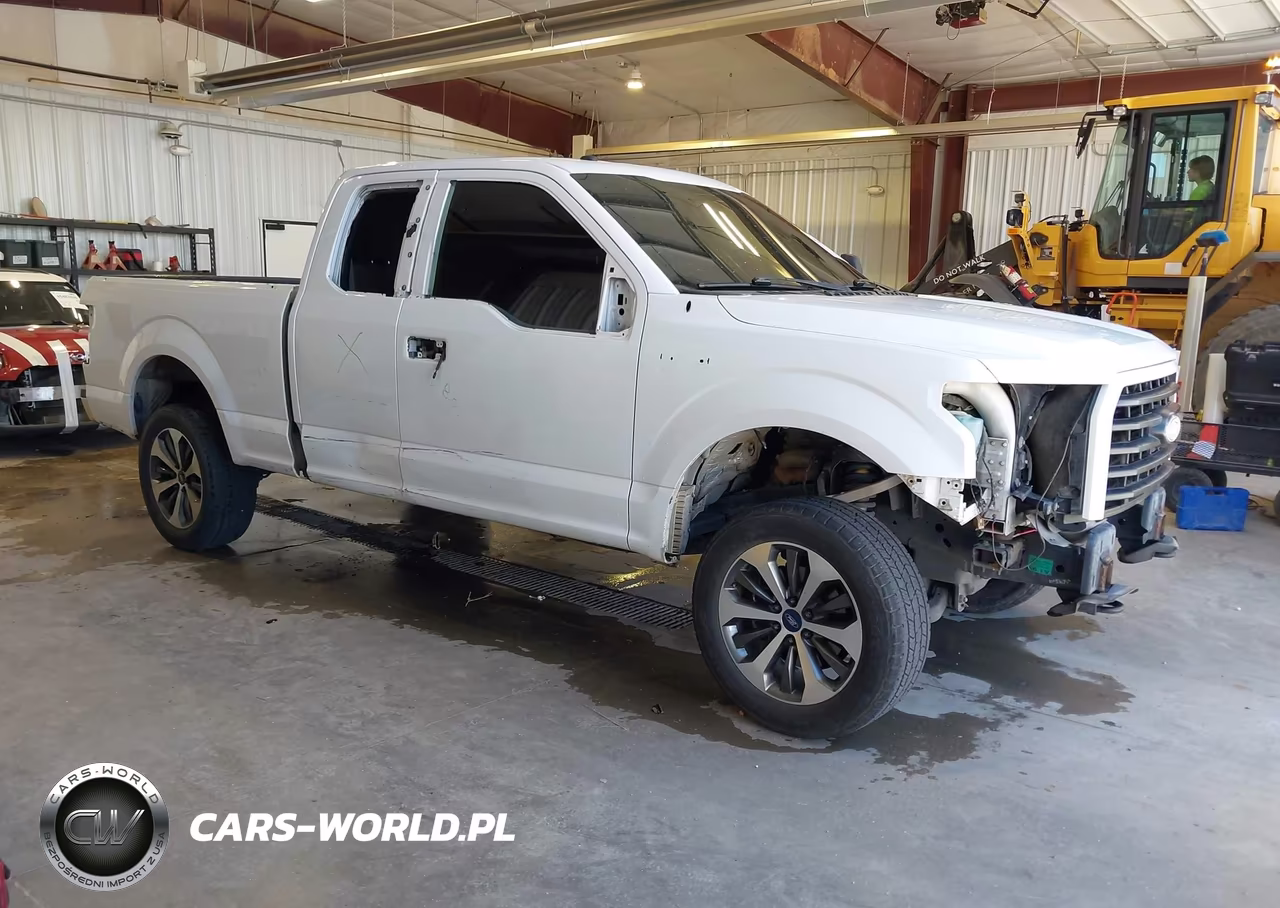 2017 Ford F-150 Xlt – zdjęcie 1 z 17