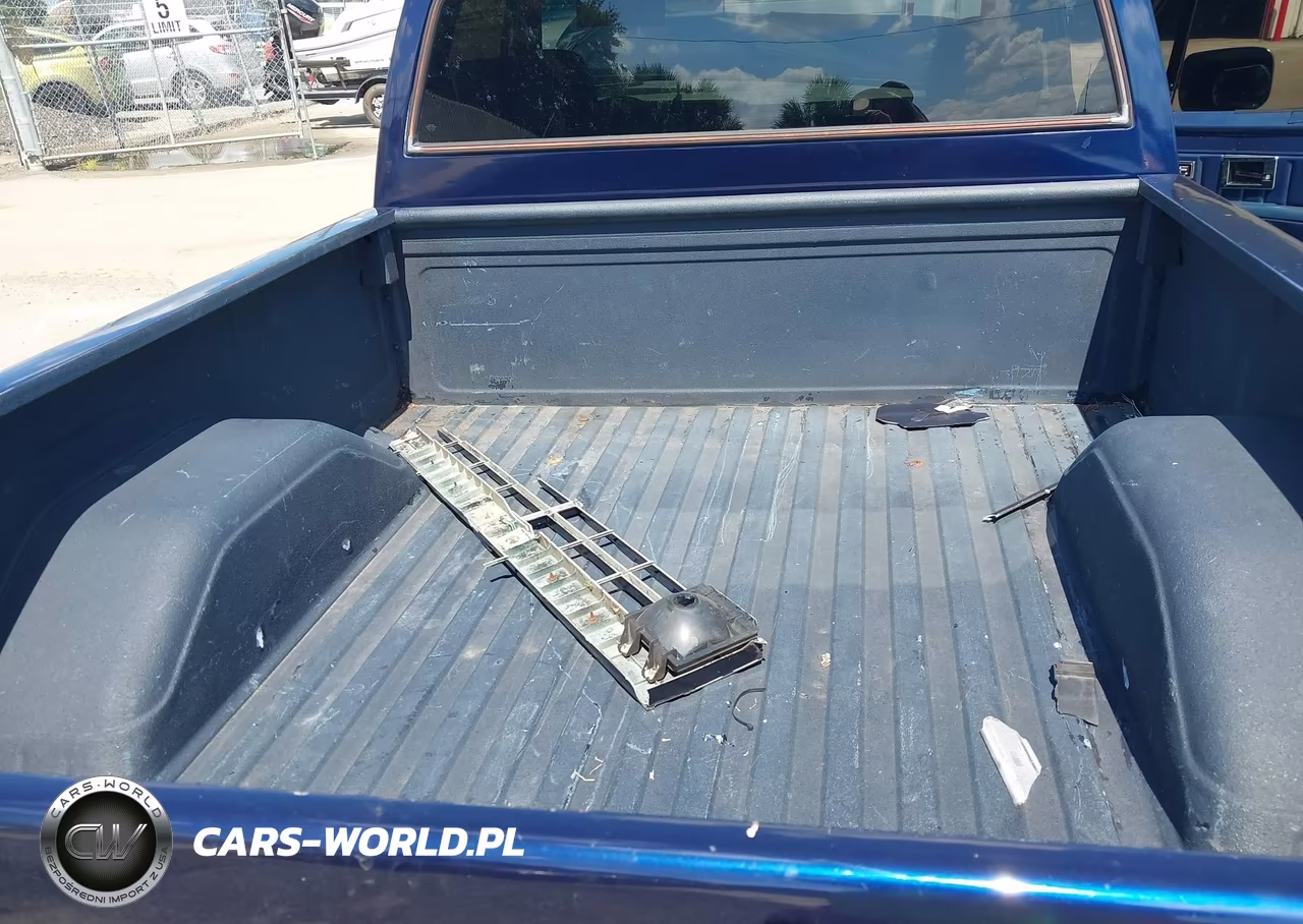1986 Chevrolet C10 VIN:1GCDC14H2GF397779 - 8