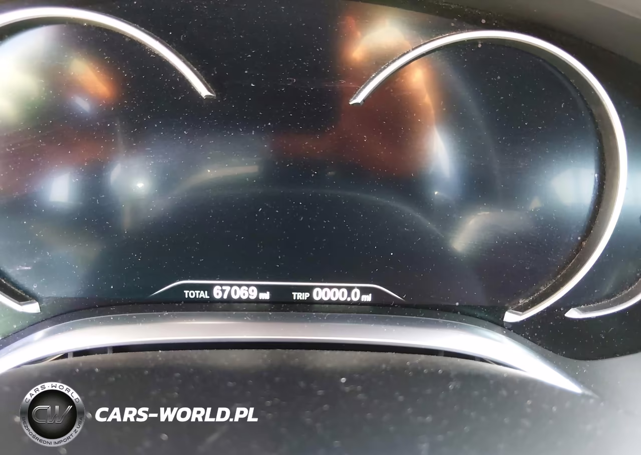 2017 BMW 740I VIN:WBA7E2C39HG740745 - 16