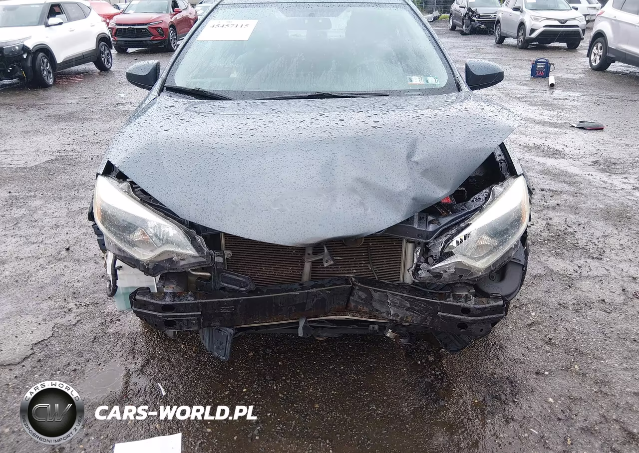 2015 Toyota Corolla Le VIN:5YFBURHE9FP352963 - 6