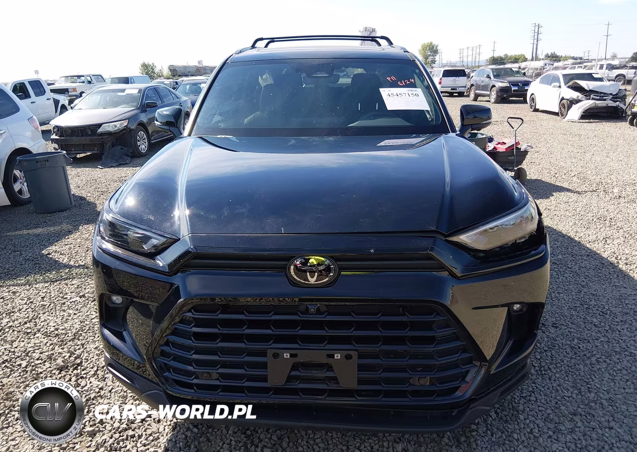 2026 Toyota Grand Highlander Hybrid Nightshade Edition VIN:5TDACAB56TS076253 - 13