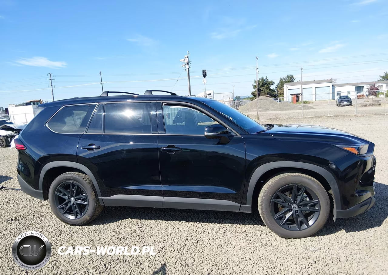 2026 Toyota Grand Highlander Hybrid Nightshade Edition VIN:5TDACAB56TS076253 - 14