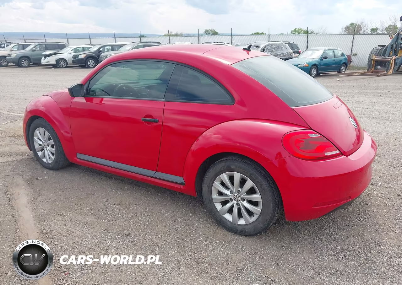 2014 Volkswagen Beetle 2.5L Entry VIN:3VWFP7AT9EM629457 - 3