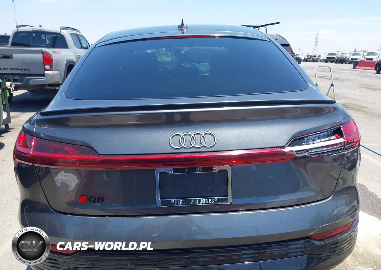 2024 Audi Q8 E-Tron S Line Premium Quattro VIN:WA1BAAGE8RB038309 - 16
