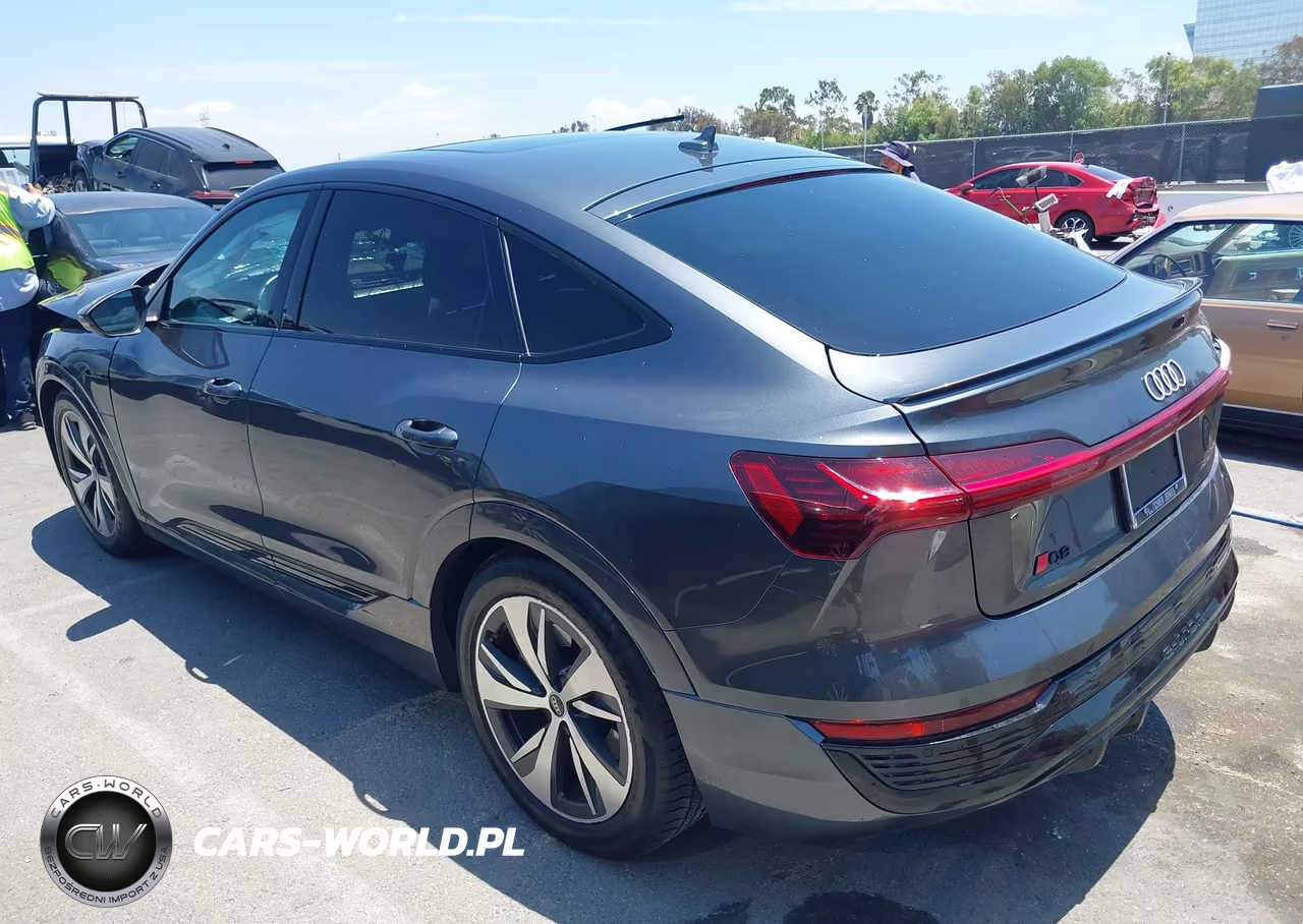 2024 Audi Q8 E-Tron S Line Premium Quattro VIN:WA1BAAGE8RB038309 - 3