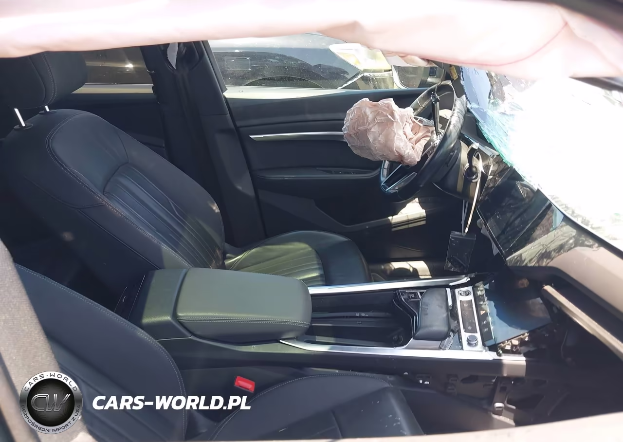2024 Audi Q8 E-Tron S Line Premium Quattro VIN:WA1BAAGE8RB038309 - 5
