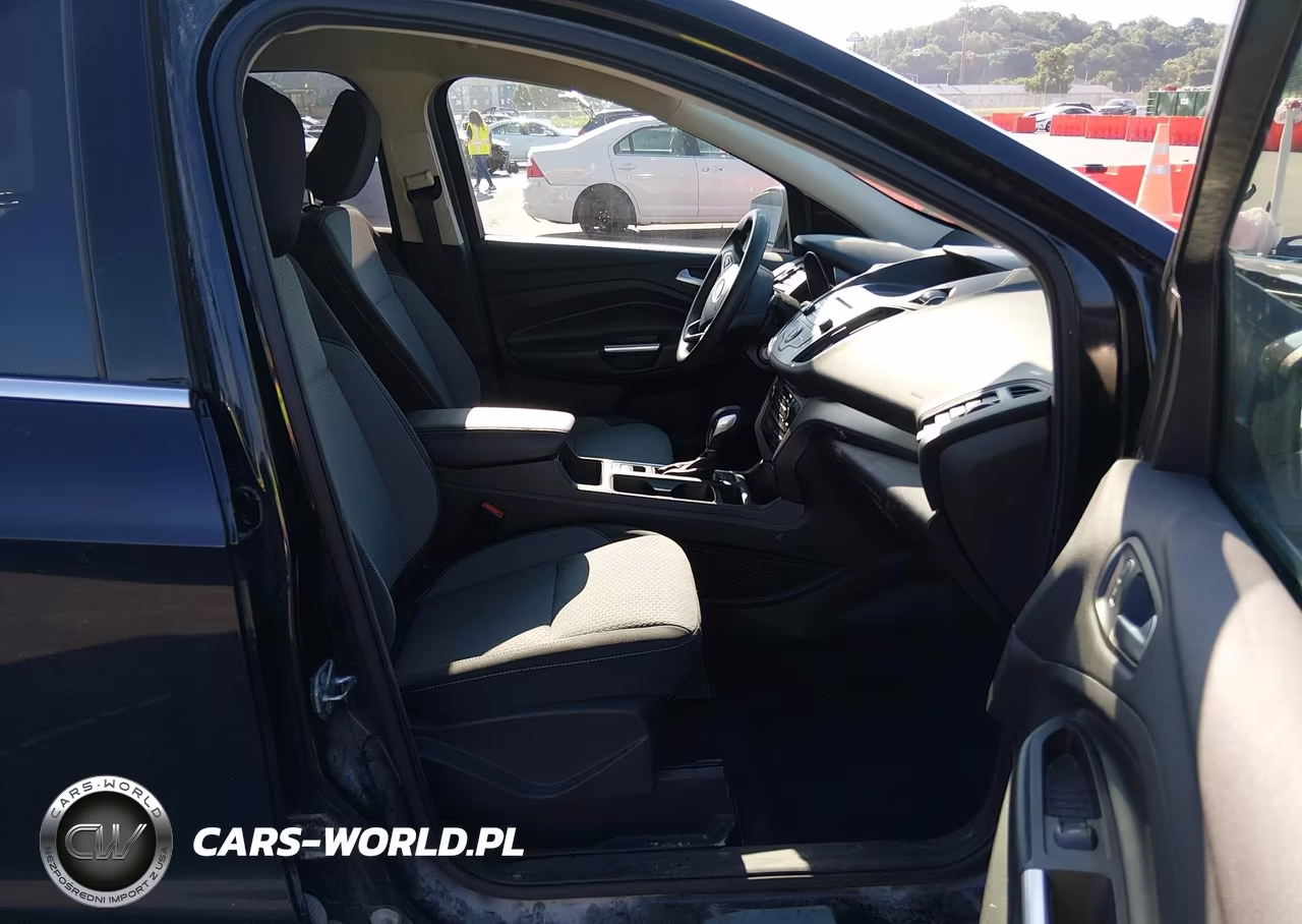 2018 Ford Escape Se VIN:1FMCU0GDXJUC49910 - 5