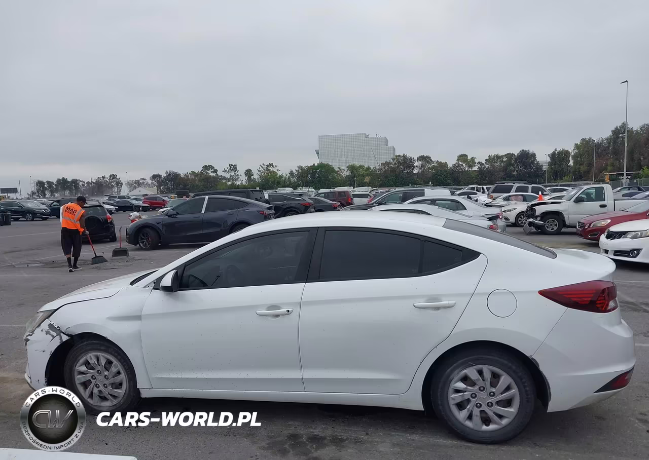 2019 Hyundai Elantra Se VIN:5NPD74LF3KH493733 - 14