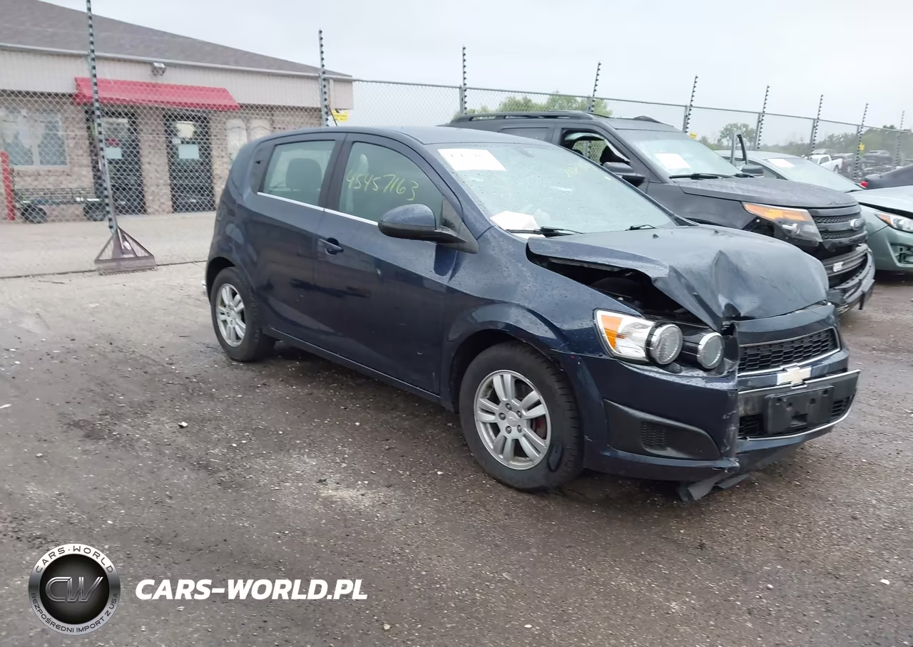 2015 Chevrolet Sonic Lt Auto – zdjęcie 1 z 16