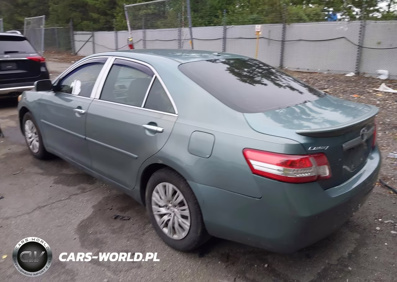 2010 Toyota Camry Le VIN:4T1BF3EK4AU531081 - 3