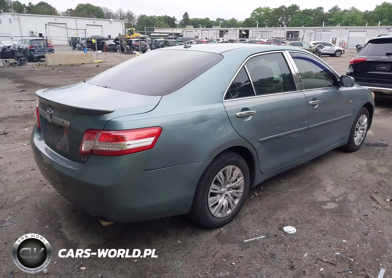2010 Toyota Camry Le VIN:4T1BF3EK4AU531081 - 4