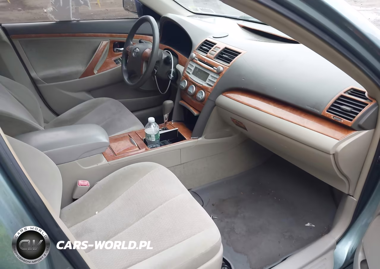 2010 Toyota Camry Le VIN:4T1BF3EK4AU531081 - 5