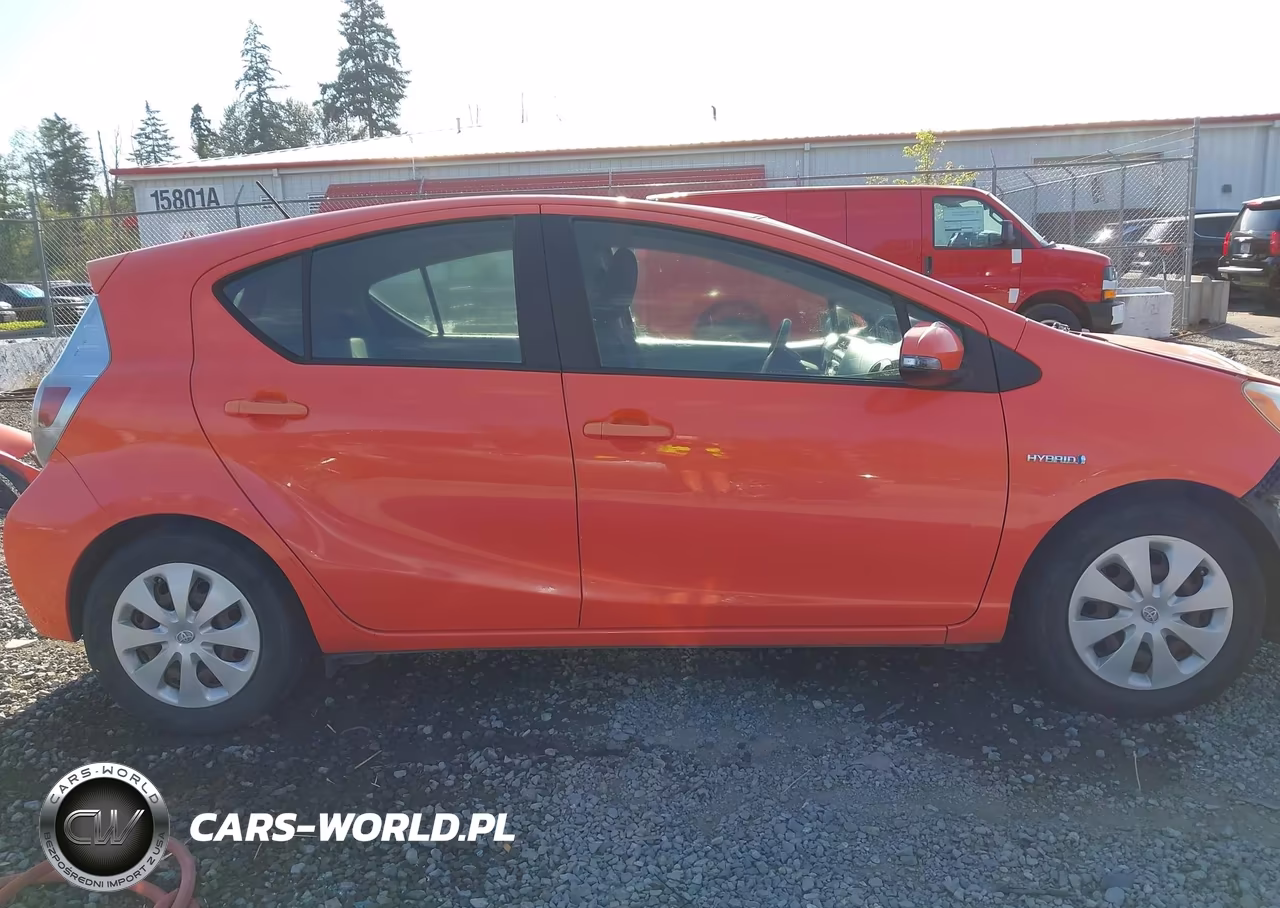 2012 Toyota Prius C Two VIN:JTDKDTB33C1030369 - 14