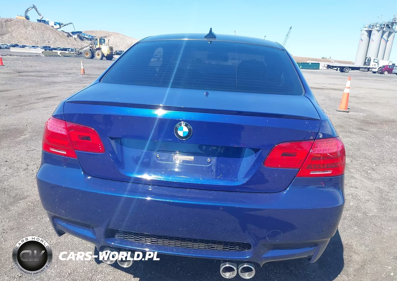 2011 BMW M3 VIN:WBSKG9C55BE368589 - 16