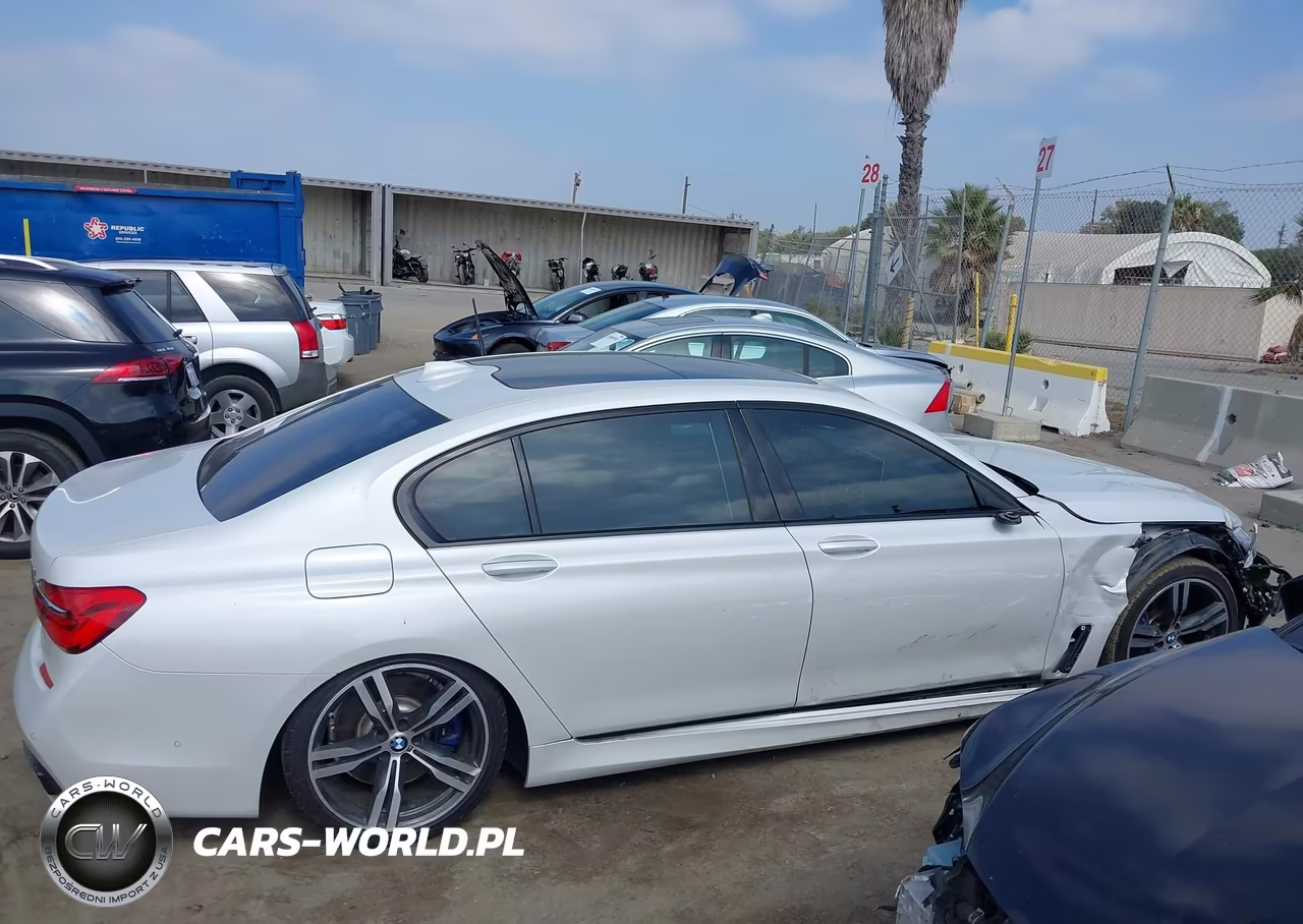 2017 BMW 750I VIN:WBA7F0C50HGM21320 - 13