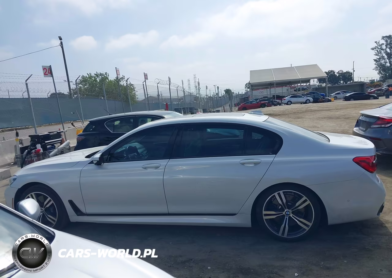 2017 BMW 750I VIN:WBA7F0C50HGM21320 - 14