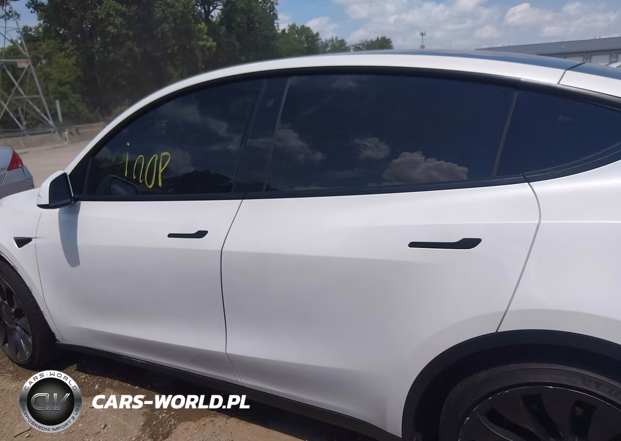 2020 Tesla Model Y Long Range Dual Motor All-Wheel Drive-Performance Dual Motor All-Wheel Drive VIN:5YJYGDEF8LF037516 - 14