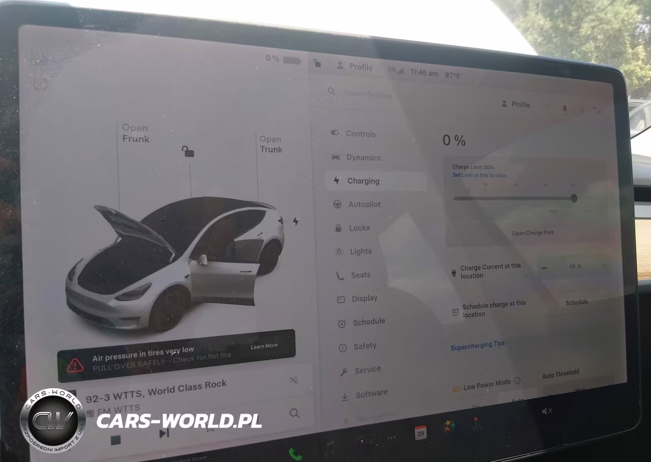 2020 Tesla Model Y Long Range Dual Motor All-Wheel Drive-Performance Dual Motor All-Wheel Drive VIN:5YJYGDEF8LF037516 - 17