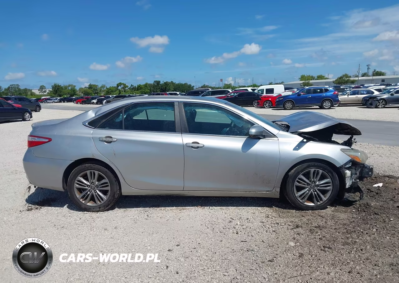 2015 Toyota Camry Se VIN:4T1BF1FK4FU092216 - 13