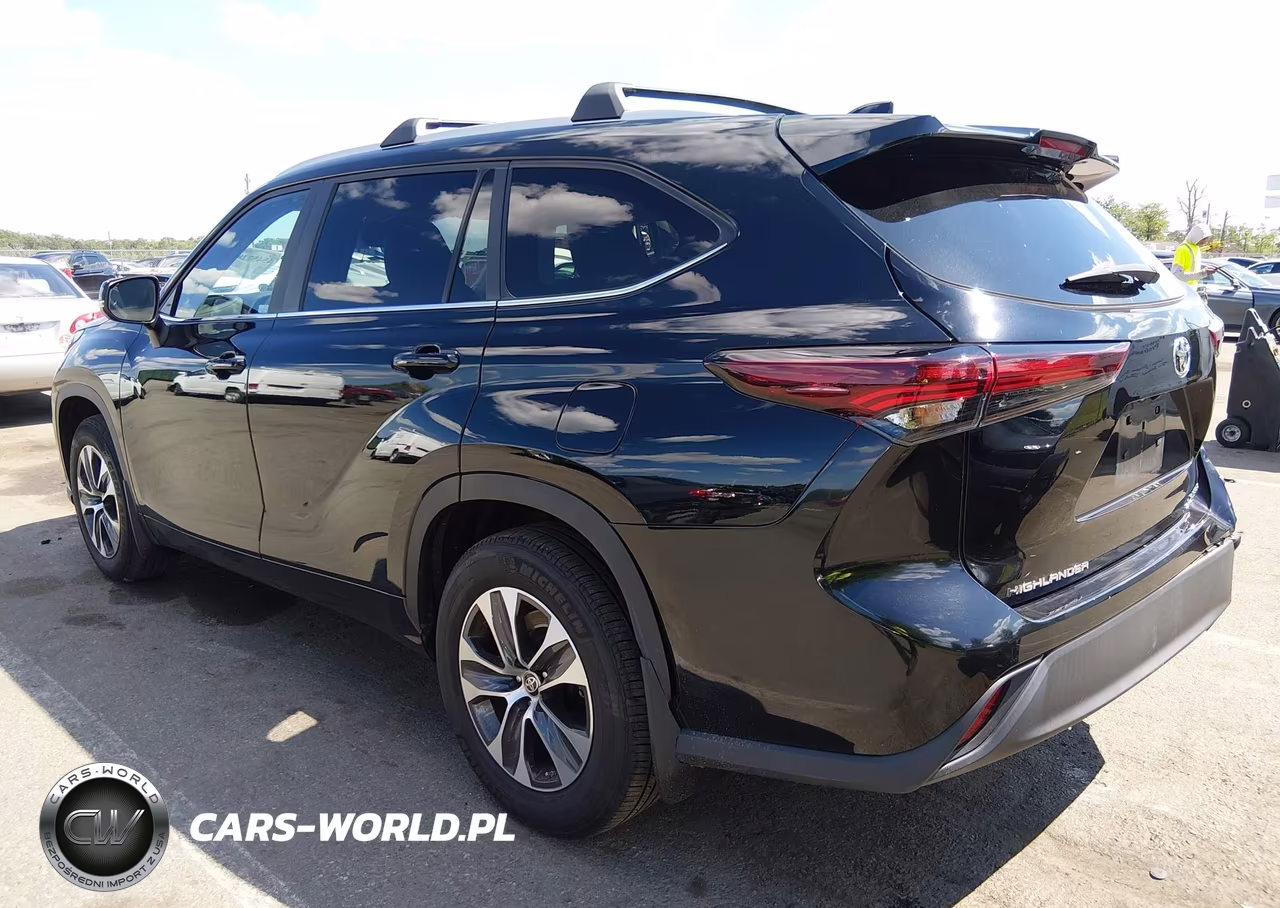 2024 Toyota Highlander Xle VIN:5TDKDRBH3RS558505 - 3