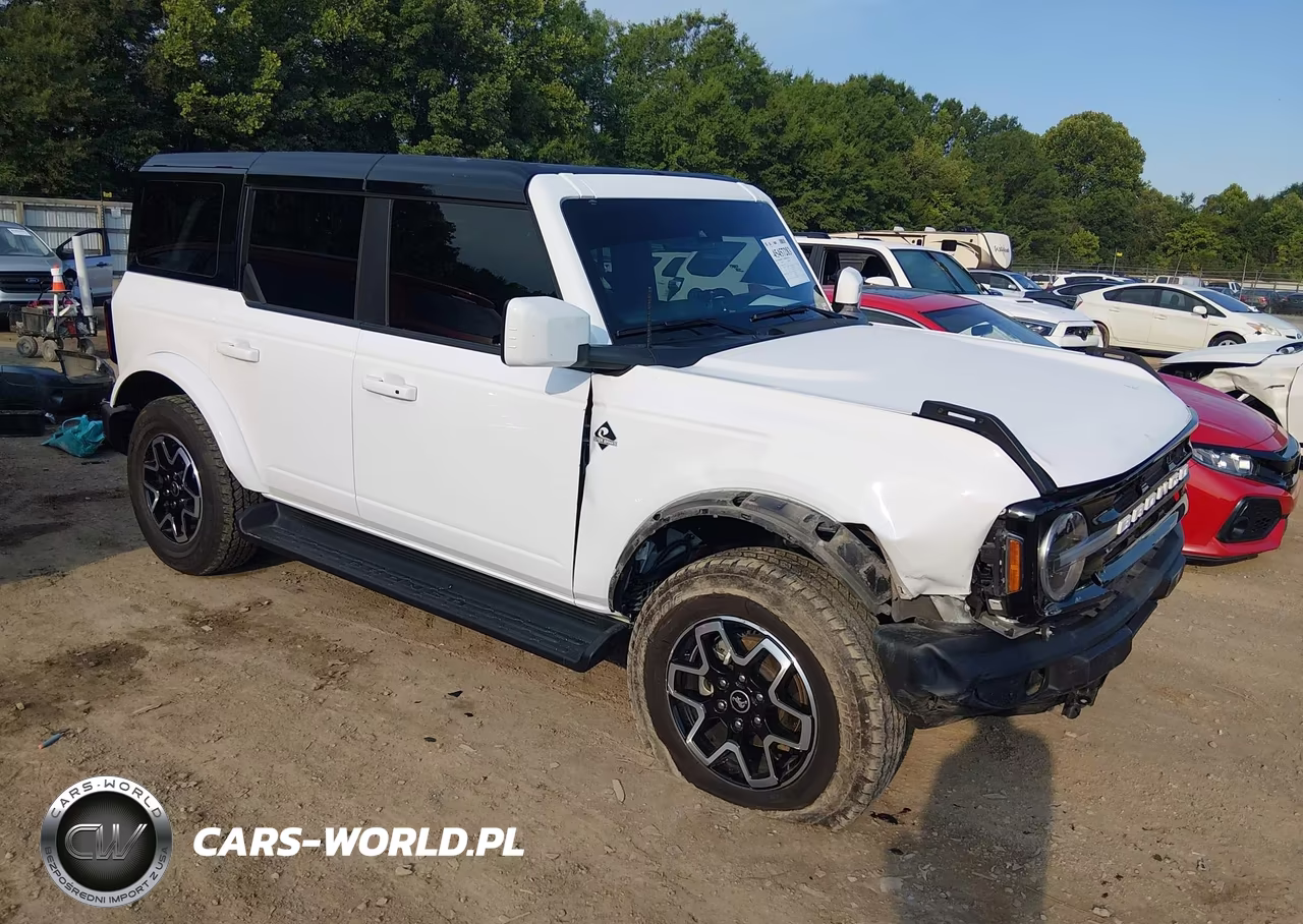 2025 Ford Bronco Outer Banks – zdjęcie 1 z 16