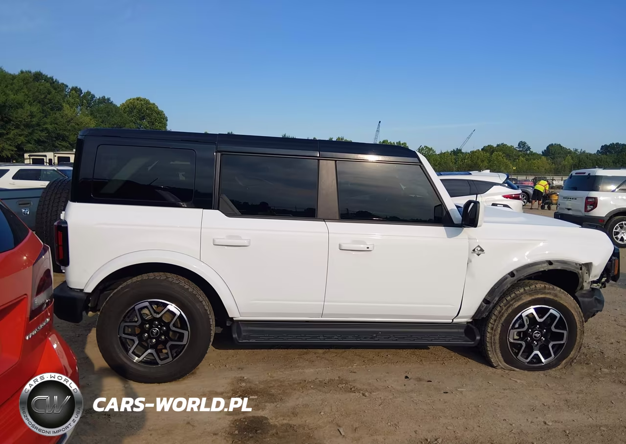 2025 Ford Bronco Outer Banks VIN:1FMDE8BH1SLA64520 - 13