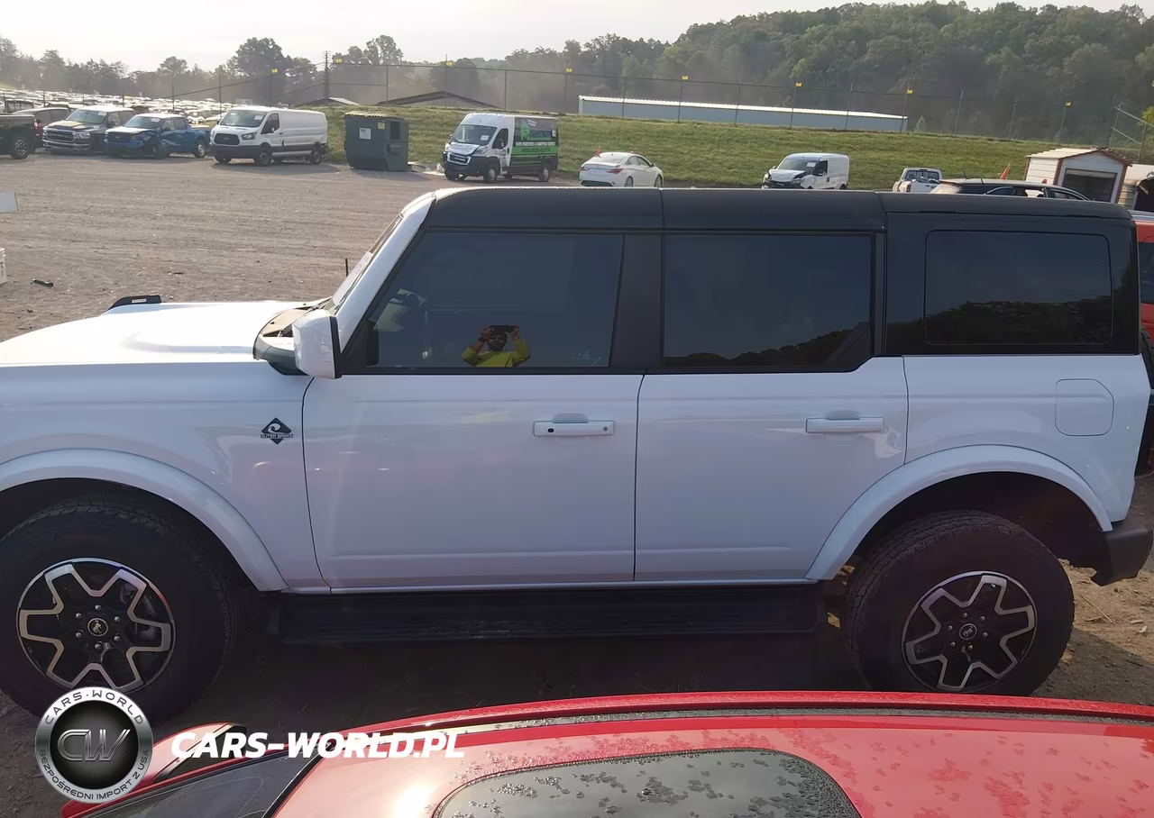 2025 Ford Bronco Outer Banks VIN:1FMDE8BH1SLA64520 - 14
