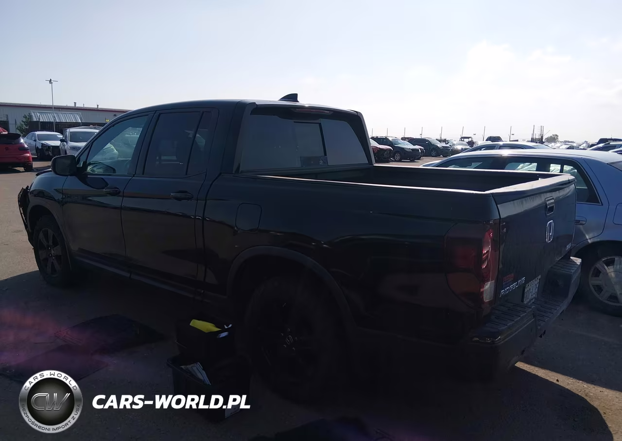 2017 Honda Ridgeline Black Edition VIN:5FPYK3F86HB037716 - 14