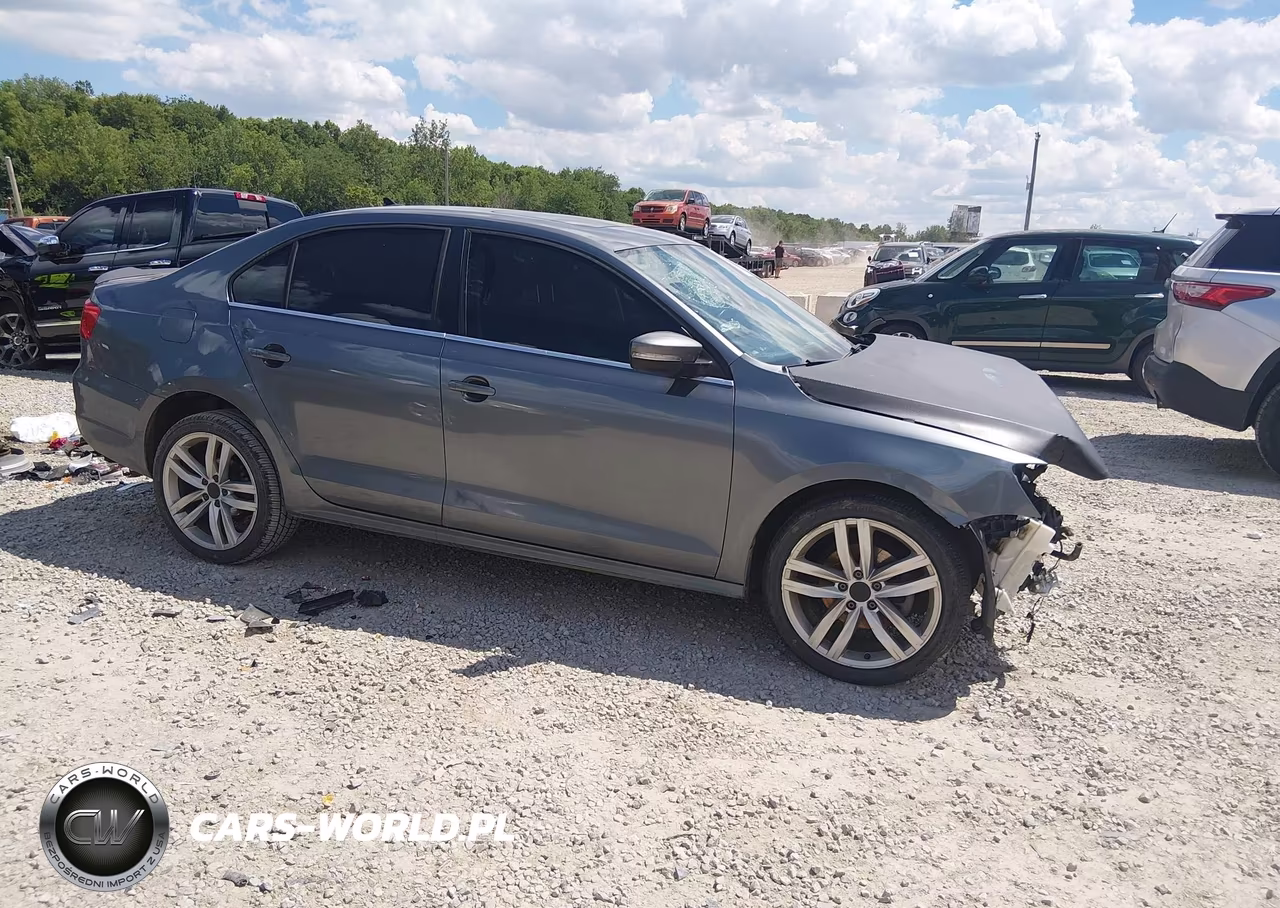2013 Volkswagen Jetta 2.0L Tdi – zdjęcie 1 z 17
