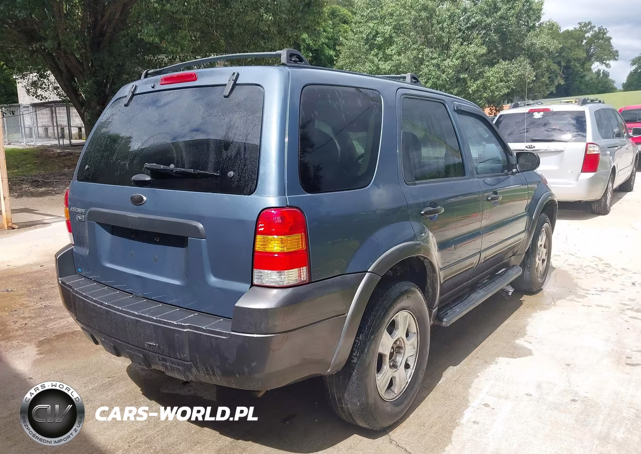 2005 Ford Escape Xlt VIN:1FMYU03125KA39482 - 4