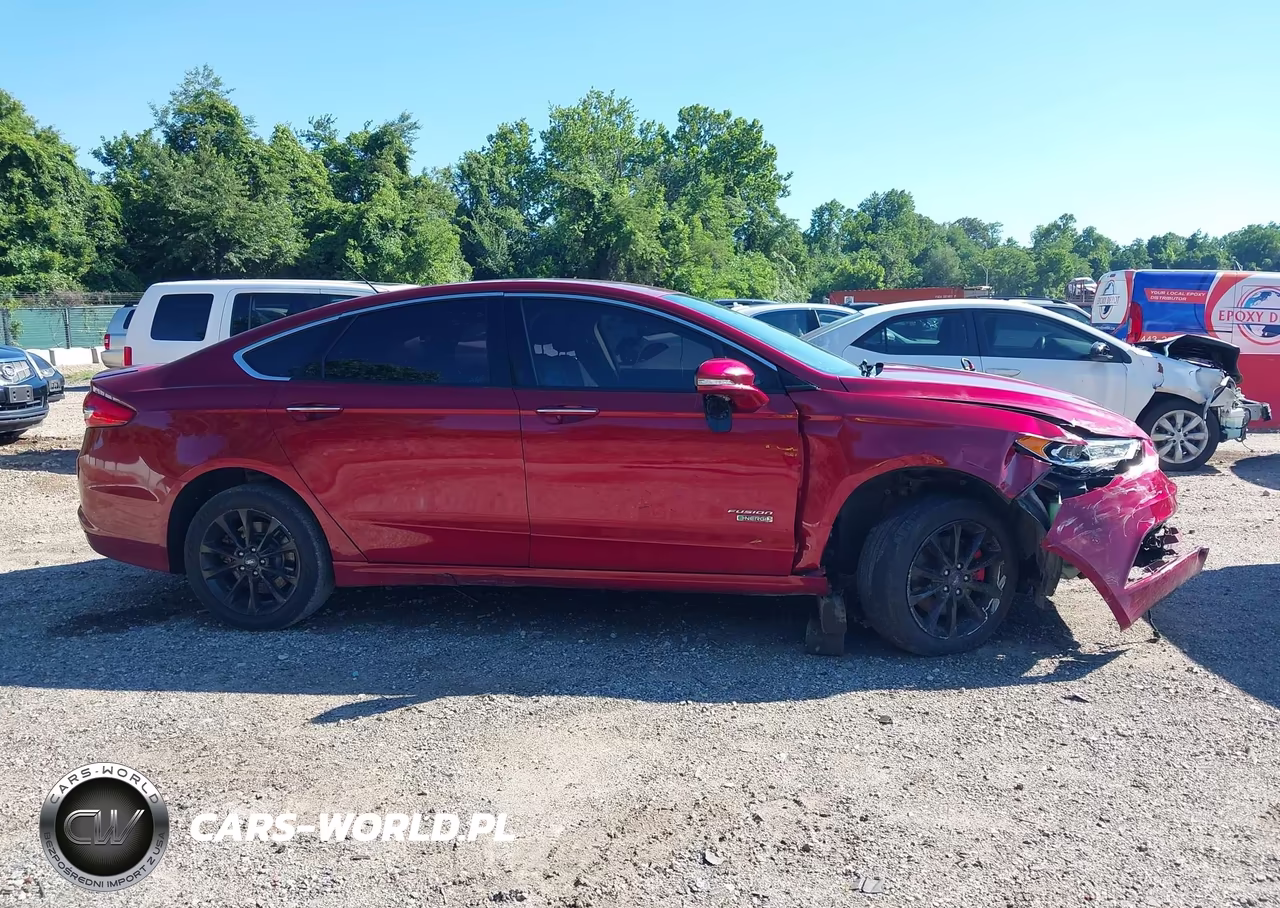 2017 Ford Fusion Energi Platinum-Titanium VIN:3FA6P0SU2HR137190 - 13