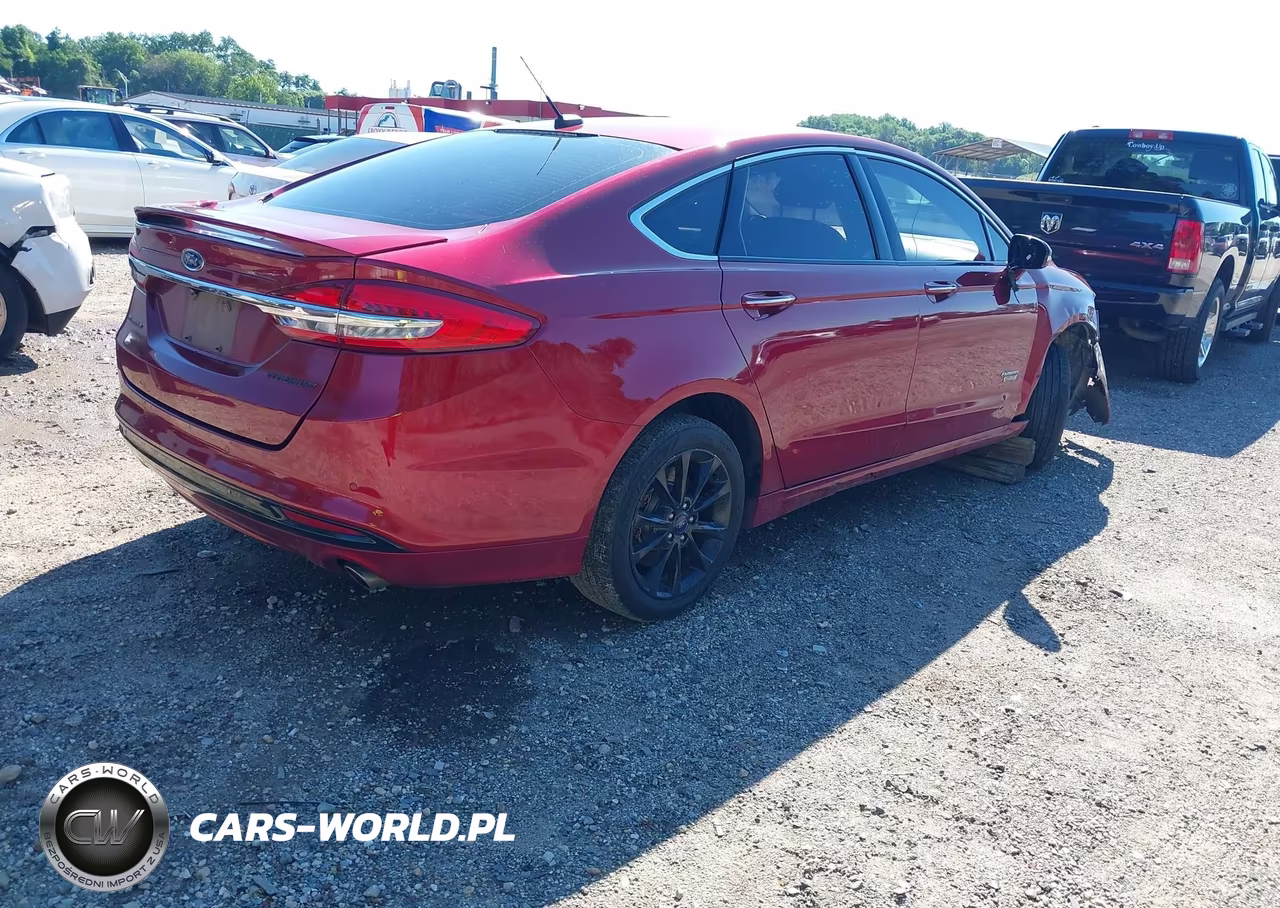 2017 Ford Fusion Energi Platinum-Titanium VIN:3FA6P0SU2HR137190 - 4